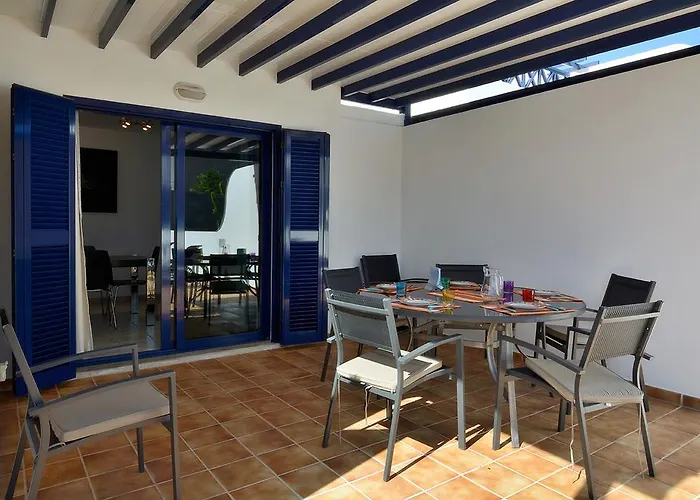 Vila Lanza Coloradas 20, Heated Pool