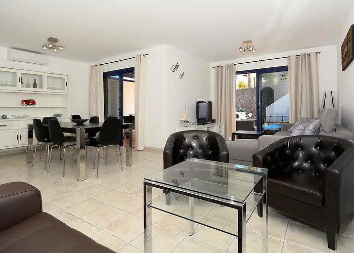 Lanza Coloradas 20, Heated Pool Villa Playa Blanca